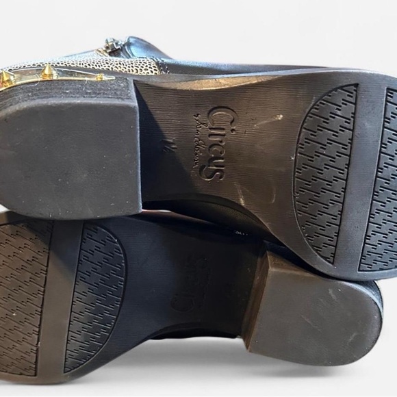 Sam Edelman Black and Gold Ankle Boots - Picture 6 of 8